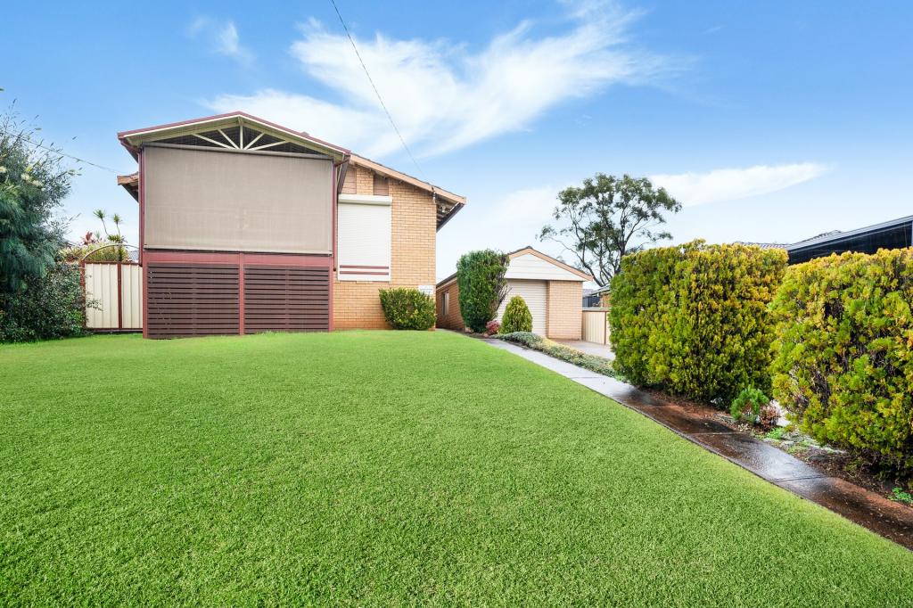 41 Oak Dr, Georges Hall, NSW 2198