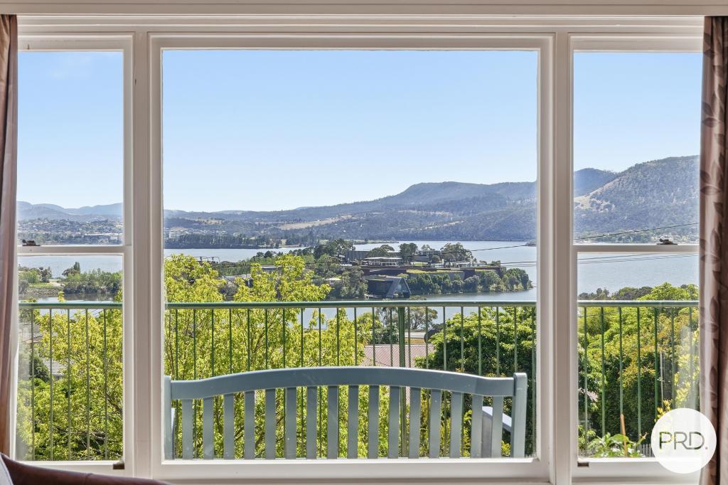 35 Radcliff Cres, Rosetta, TAS 7010