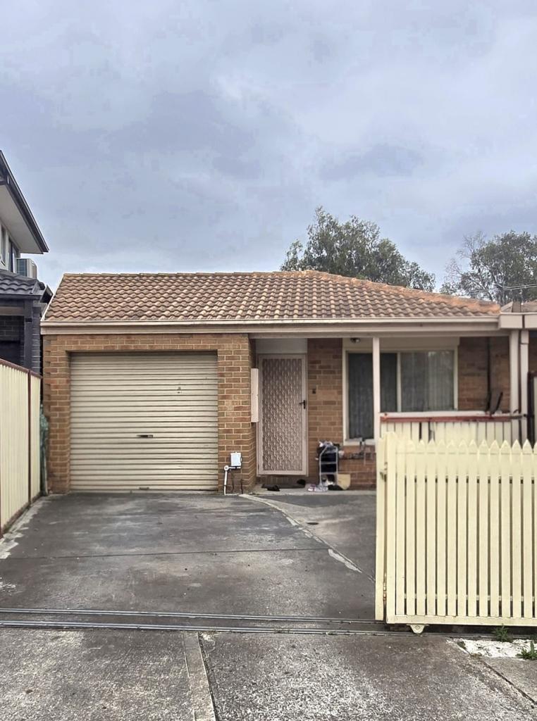 42 Karnak Cres, Coolaroo, VIC 3048
