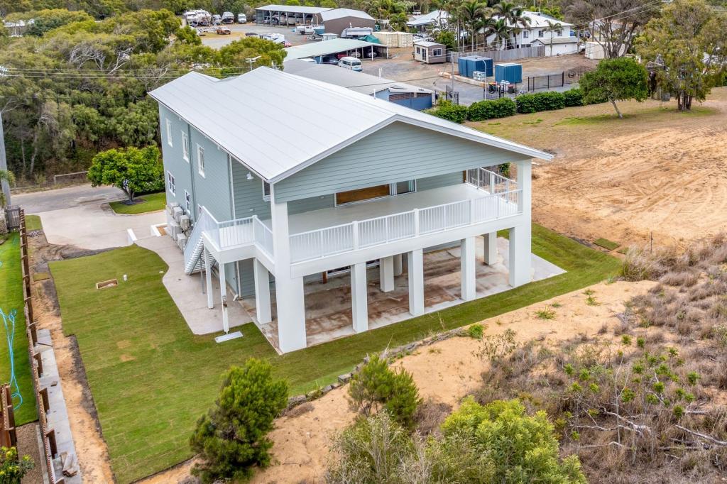 8 Kempsea Ave, Rosslyn, QLD 4703