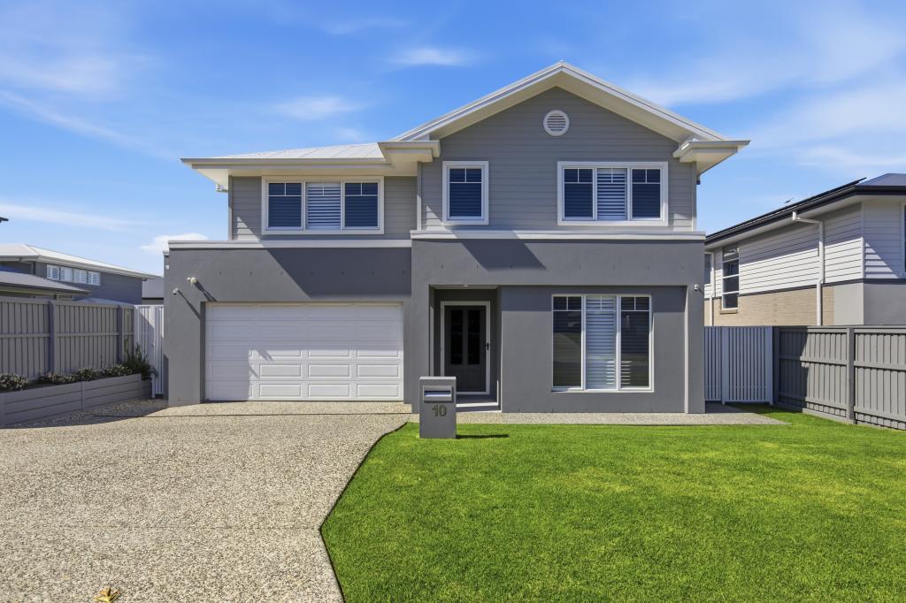 10 Honeysuckle Cres, Bridgeman Downs, QLD 4035