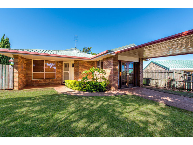 2 Silver Gum Ct, Glenvale, QLD 4350