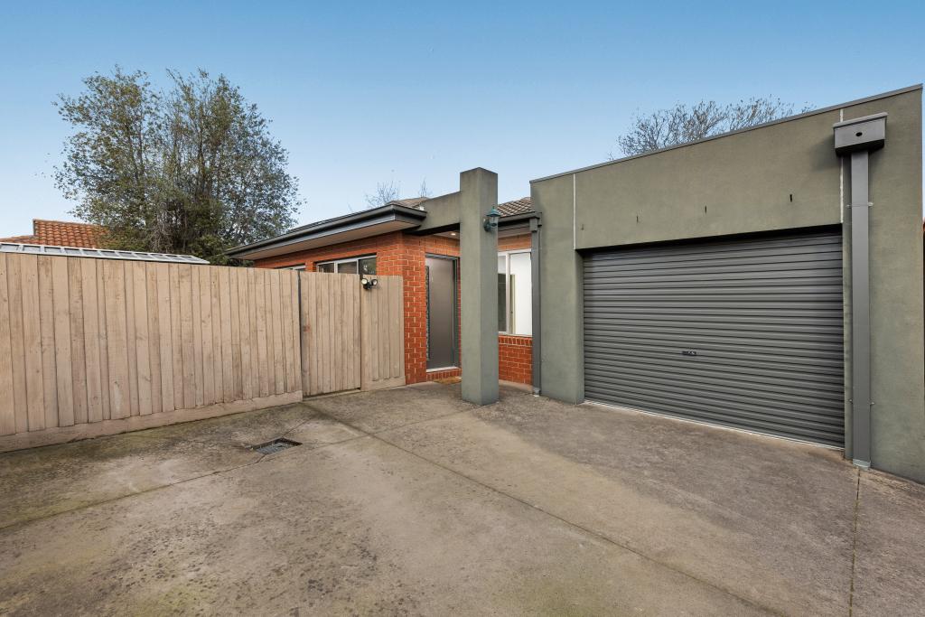 1b/7 Cullis Pde, Bayswater, VIC 3153