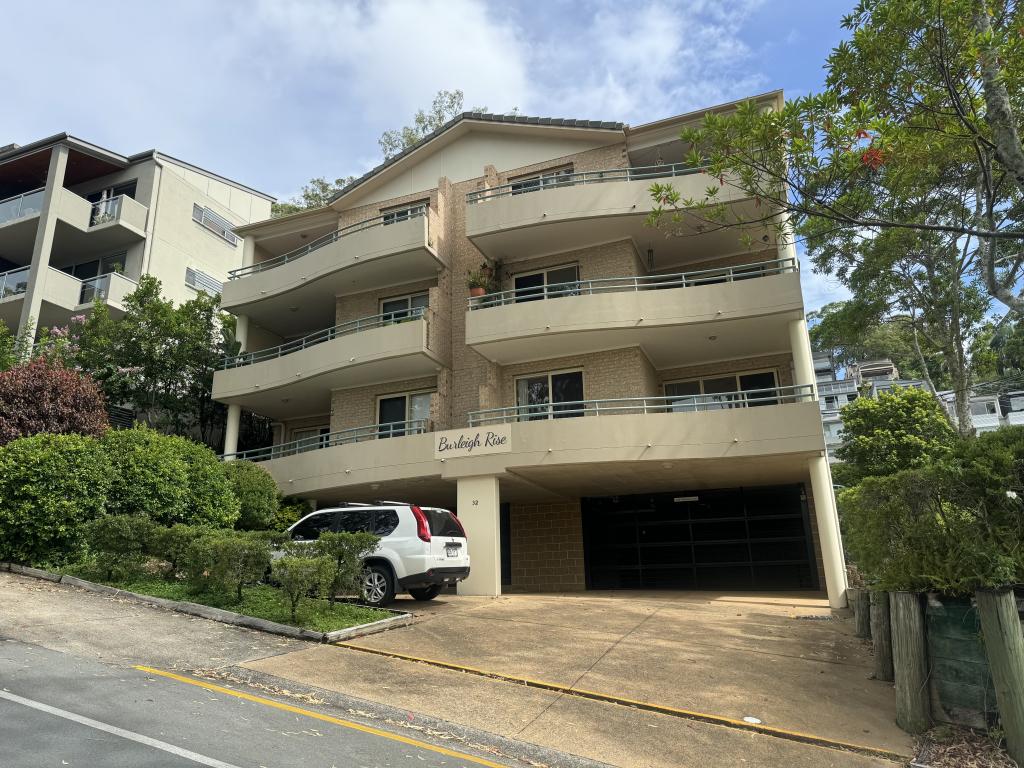 1/32 East St, Burleigh Heads, QLD 4220