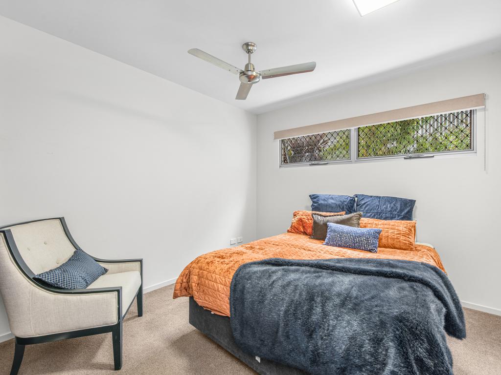 12/12 Barramul St, Bulimba, QLD 4171