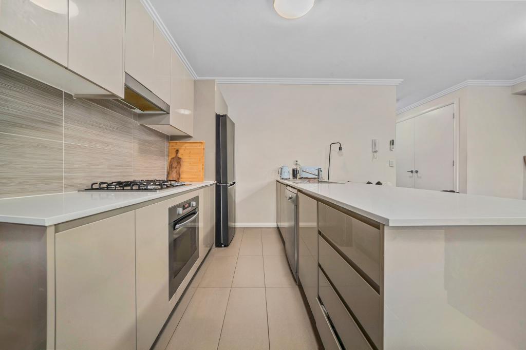 16 Tyler St, Jordan Springs, NSW 2747