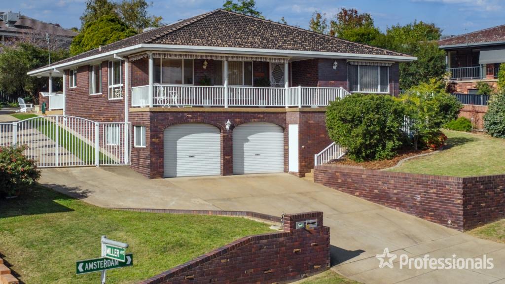 19 AMSTERDAM CRES, TOLLAND, NSW 2650