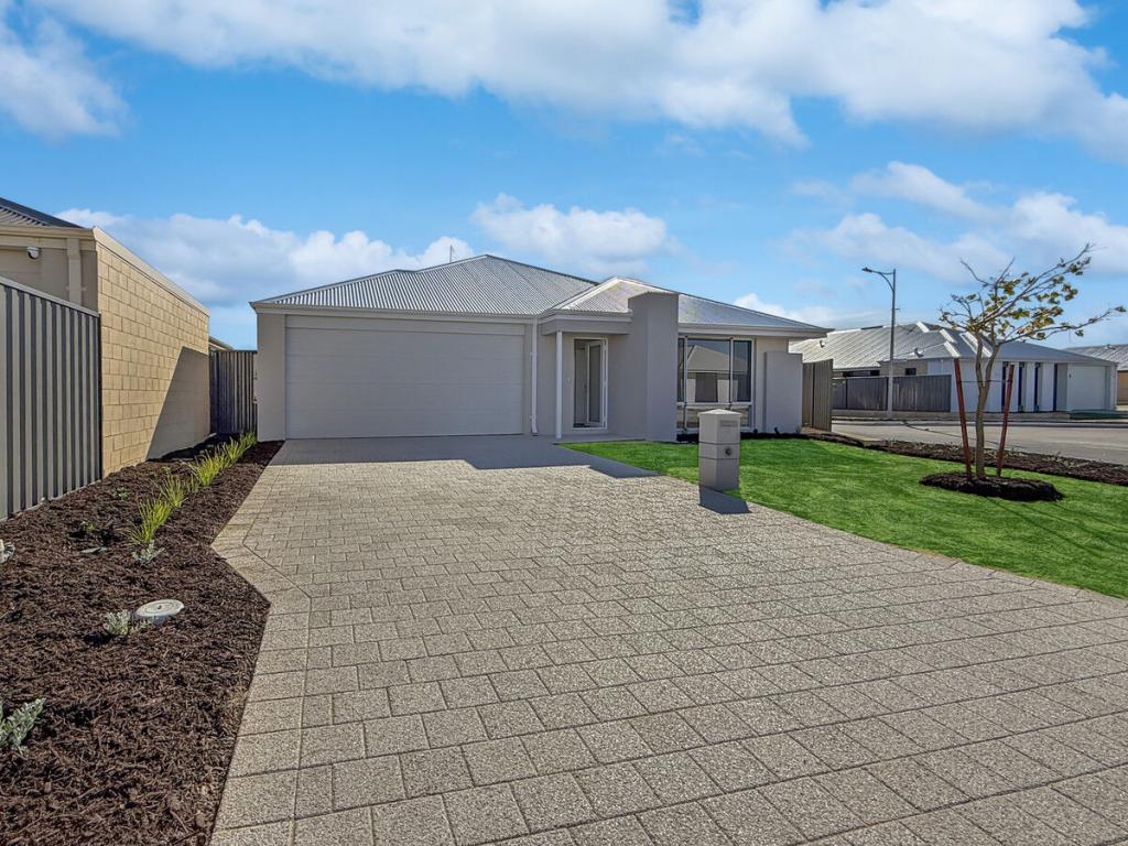 17 Kembla Way, Lakelands, WA 6180