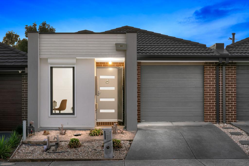 21 Groveton St, Craigieburn, VIC 3064