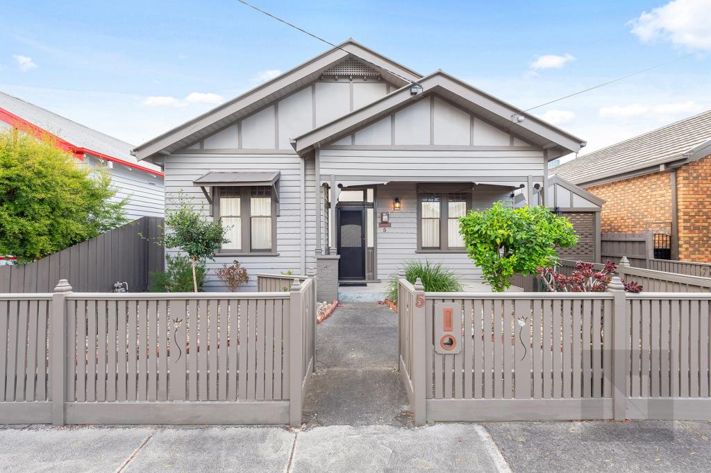 5 MARY ST, FOOTSCRAY, VIC 3011