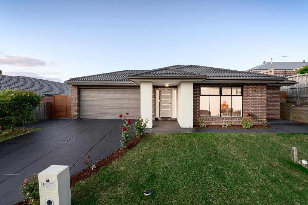13 TURNSTONE ST, DOREEN, VIC 3754