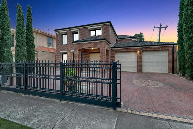 17 Cranesbill Gr, Reservoir, VIC 3073