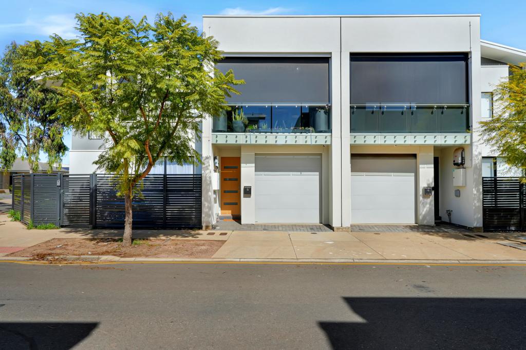 16 Charleston Tce, Munno Para, SA 5115