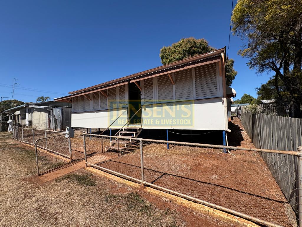 26 Park St, Charters Towers City, QLD 4820
