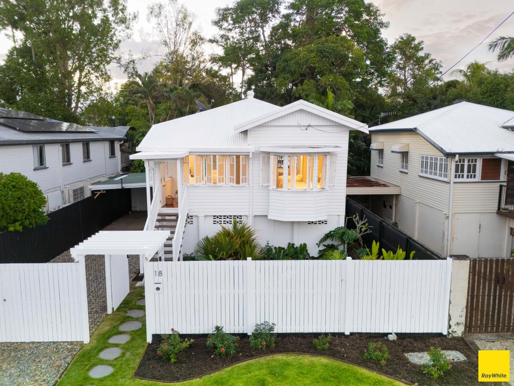 18 Thomas St, Manunda, QLD 4870