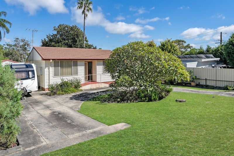 3 Wilfred Barrett Dr, Noraville, NSW 2263