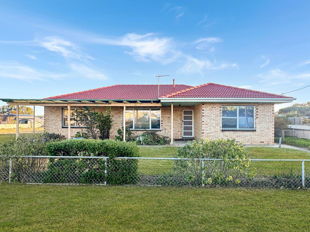 64 Watson St, Milang, SA 5256