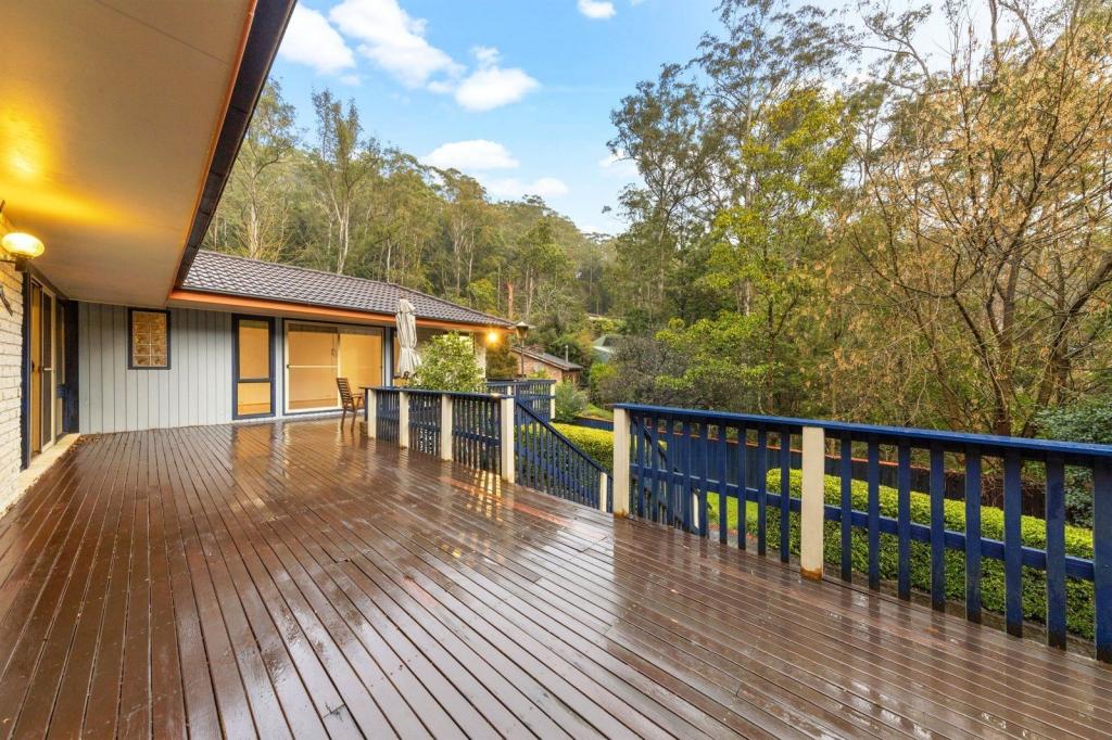 4 Lockinvar Pl, Hornsby, NSW 2077
