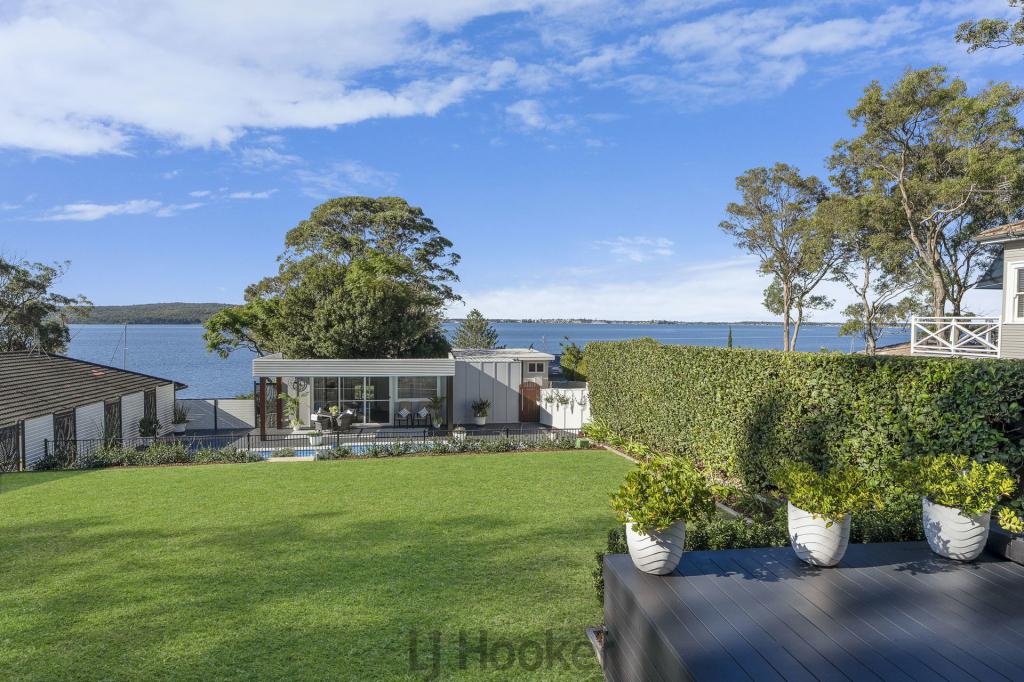 220 Skye Point Rd, Coal Point, NSW 2283