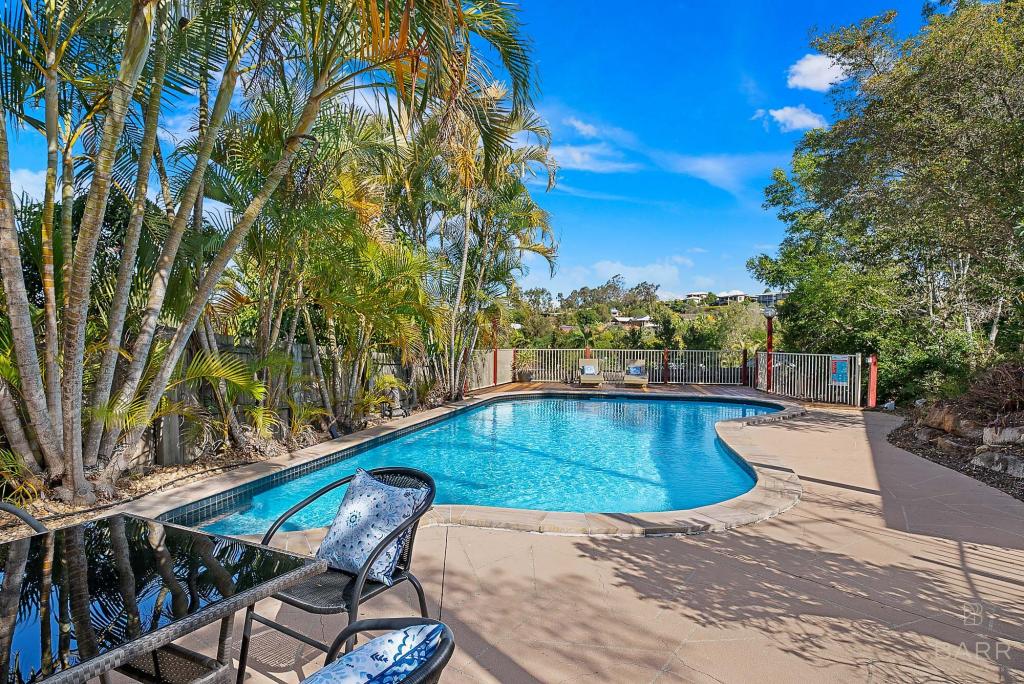 24 Makepeace Pl, Bellbowrie, QLD 4070