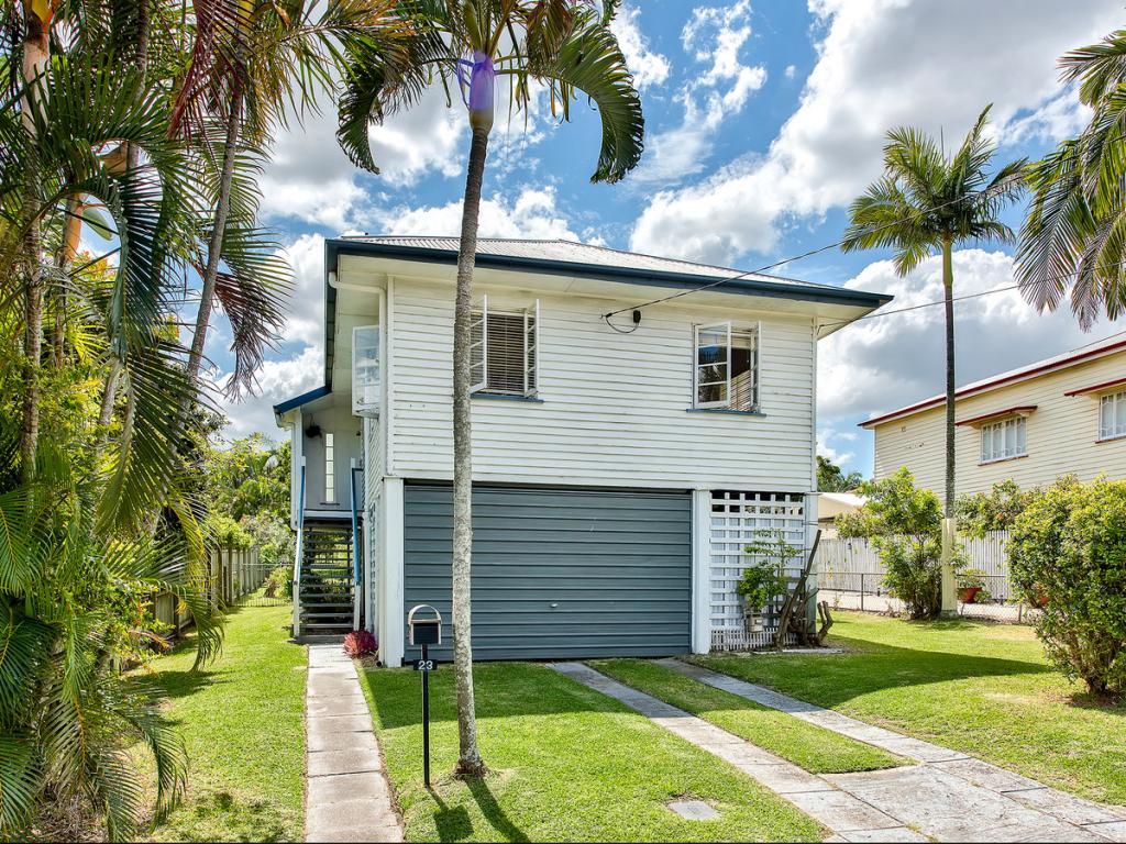 23 Leiper St, Stafford, QLD 4053