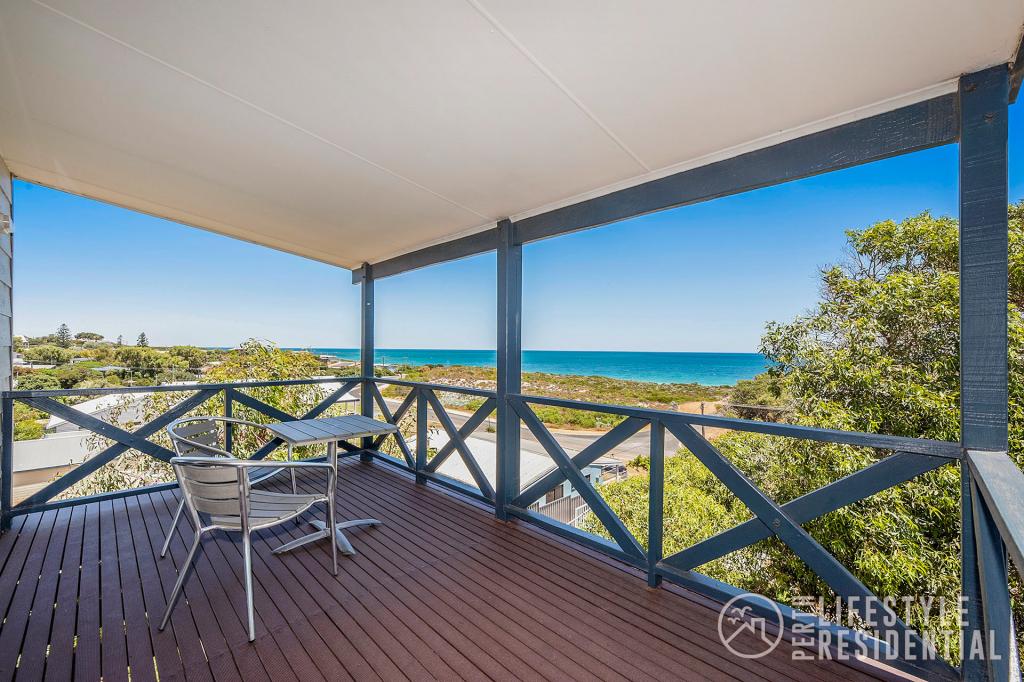 6 Harris St, Guilderton, WA 6041