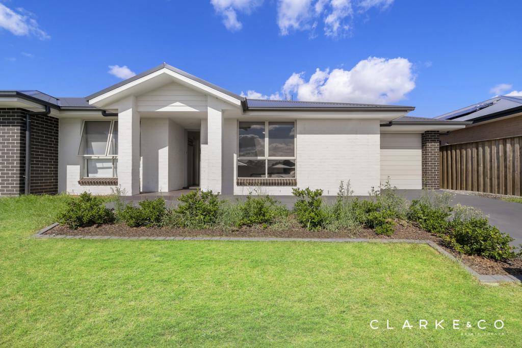2/1 Caputar Way, Lochinvar, NSW 2321