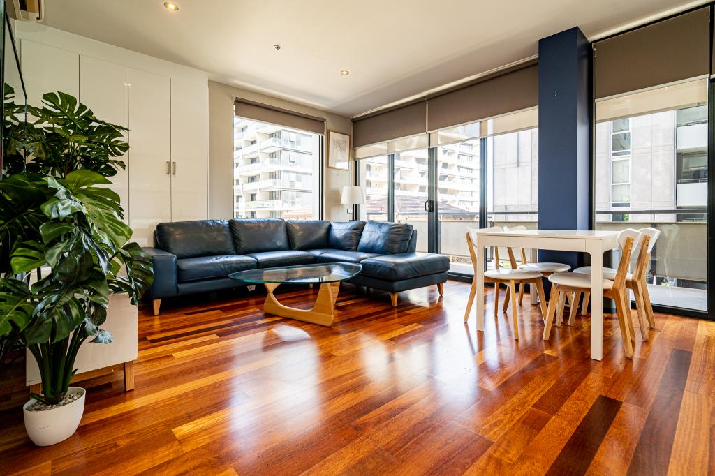 204/610 ST KILDA RD, MELBOURNE, VIC 3004