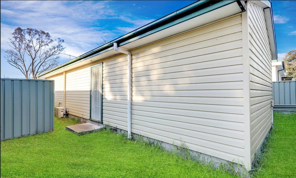 11A IDRIESS CRES, BLACKETT, NSW 2770