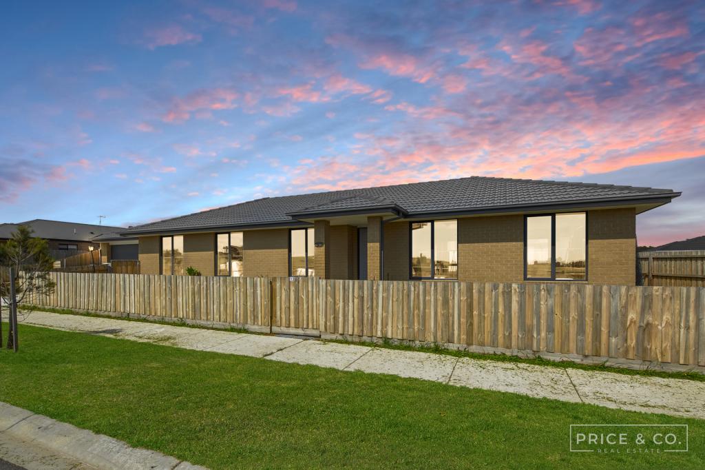 13 Furlong Cres, Dalyston, VIC 3992