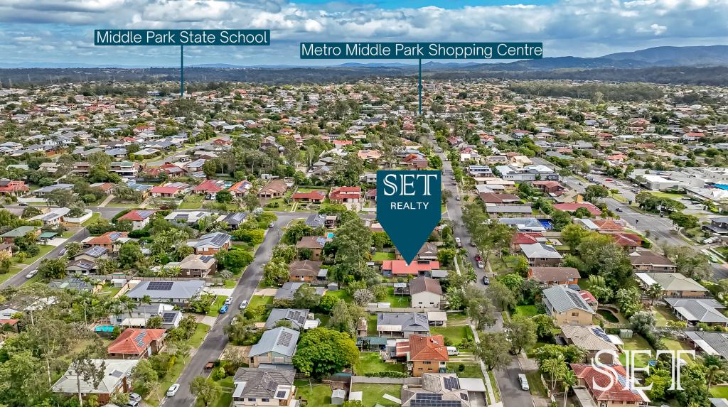 36 Emblem St, Jamboree Heights, QLD 4074