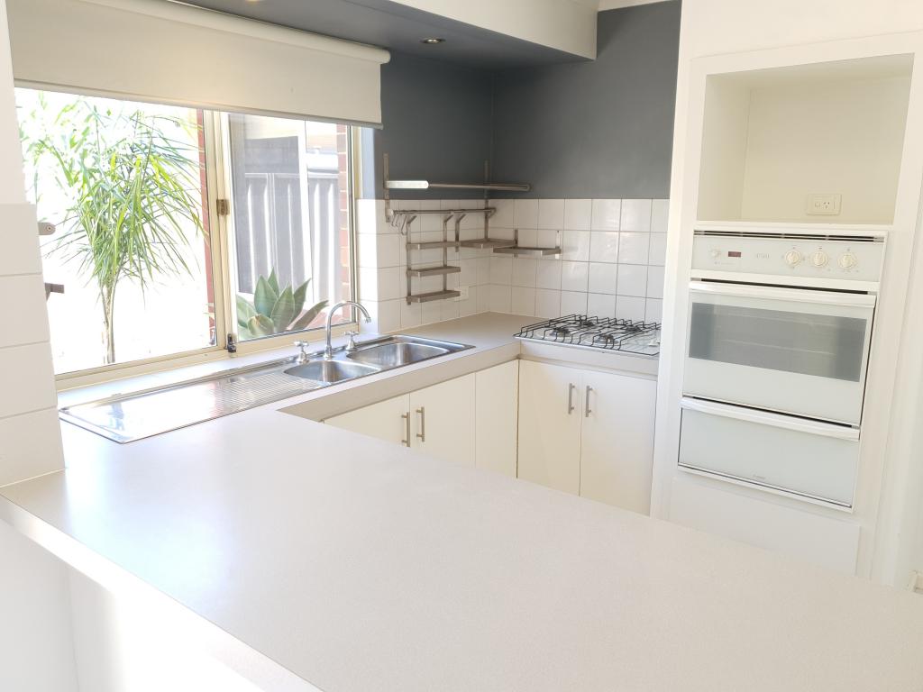 4/63 Armagh St, Victoria Park, WA 6100