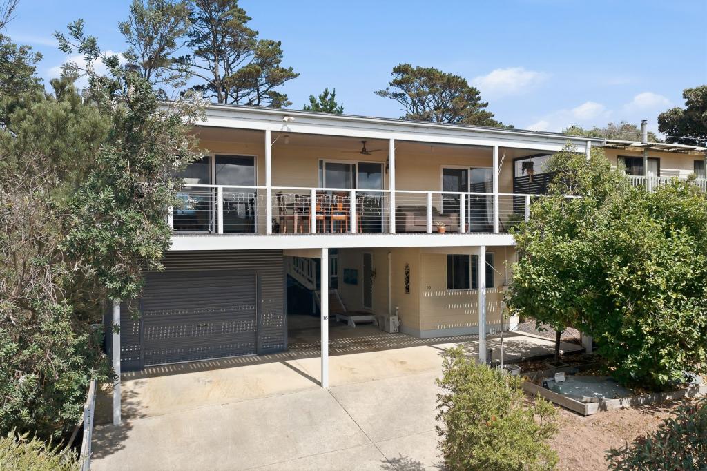 16 Satellite Cres, Venus Bay, VIC 3956