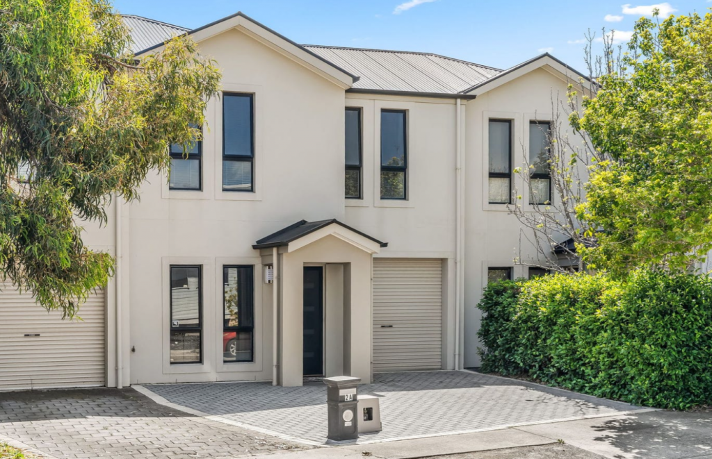 2a Raggatt Cres, Mitchell Park, SA 5043