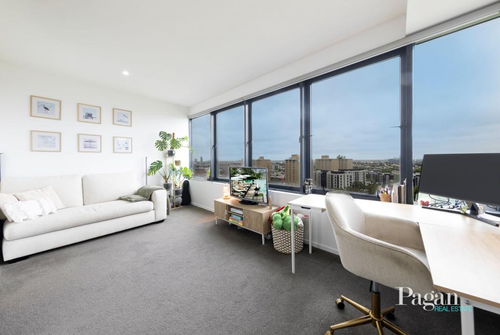 1720/18 MT ALEXANDER RD, TRAVANCORE, VIC 3032