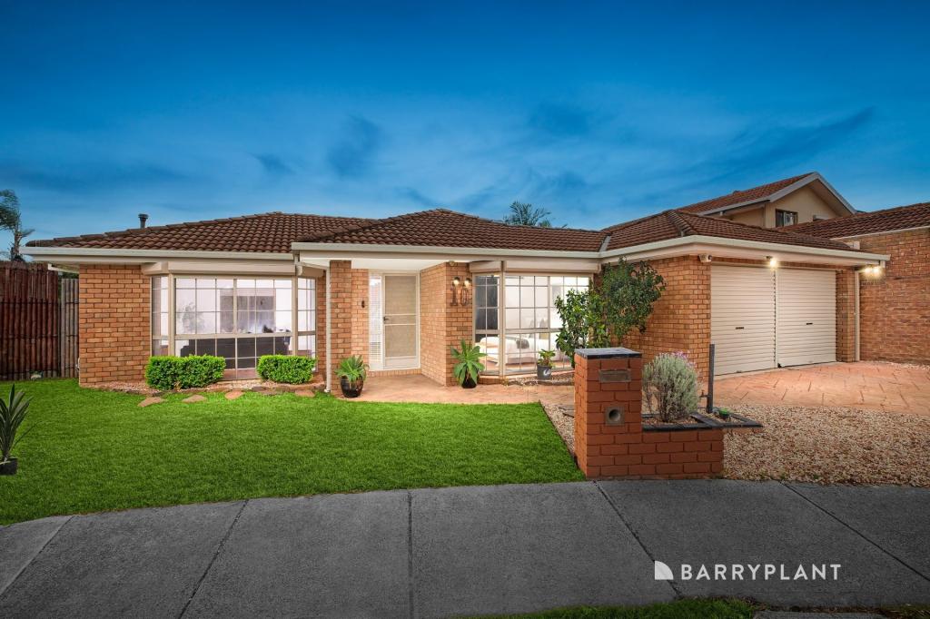 10 Warren Cl, Mill Park, VIC 3082