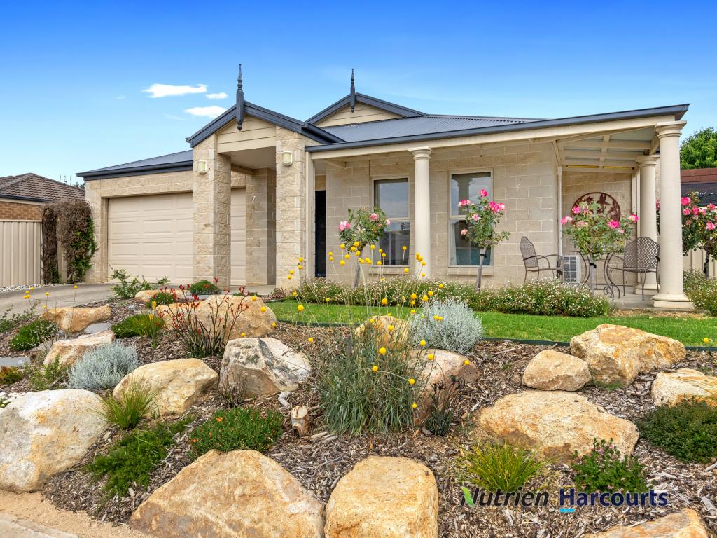 7 Hamilton Hume Tce, Yea, VIC 3717