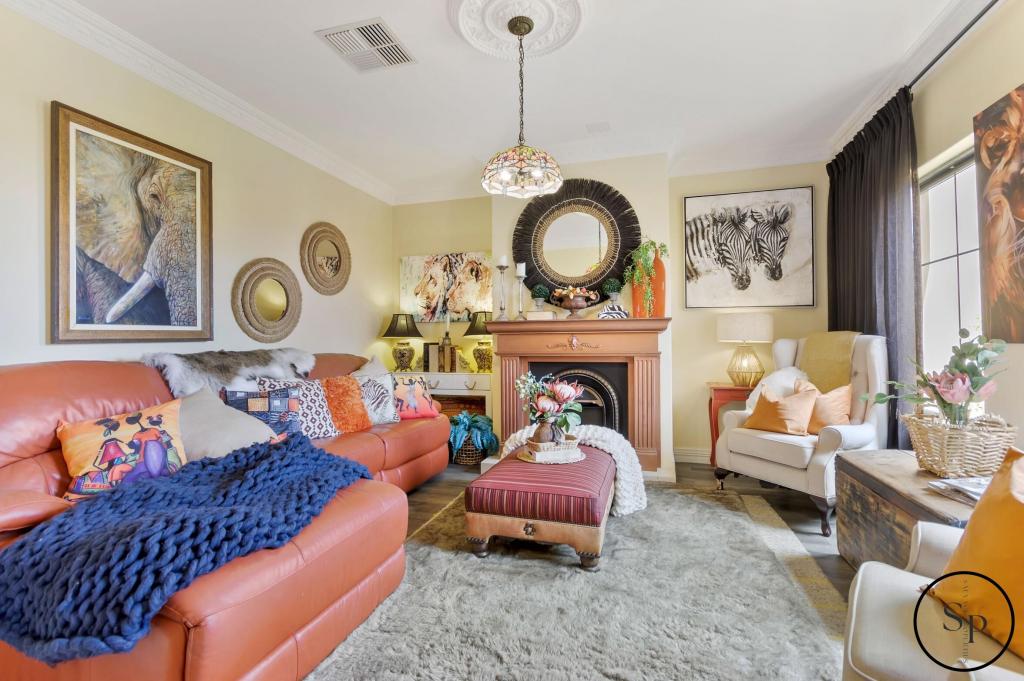 1 Zinnia Lane, Halls Head, WA 6210