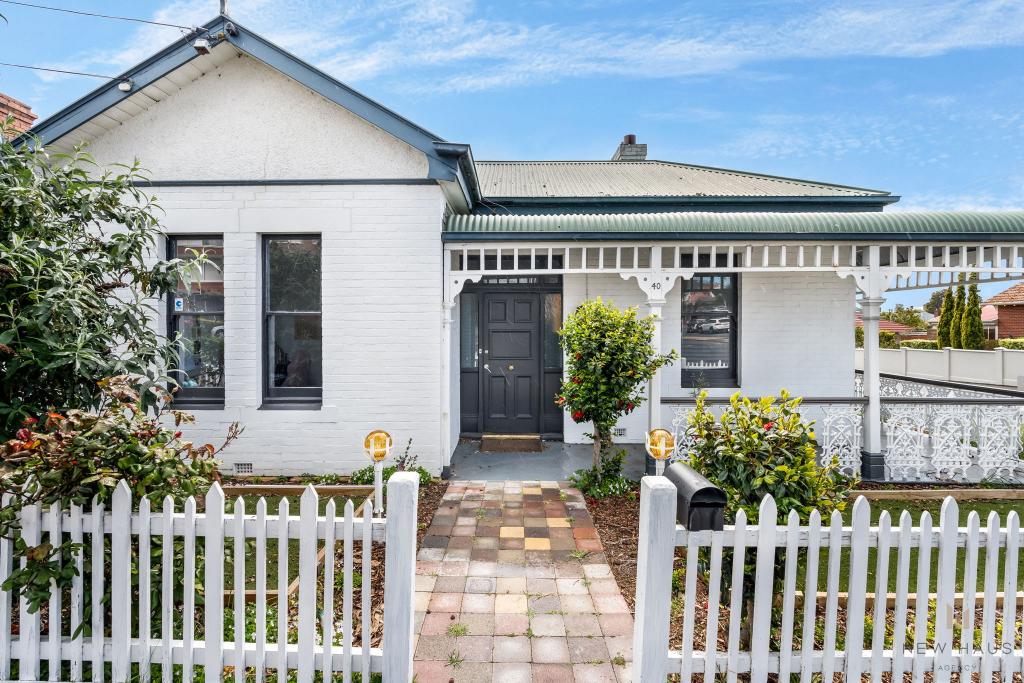 40 LORD ST, SANDY BAY, TAS 7005