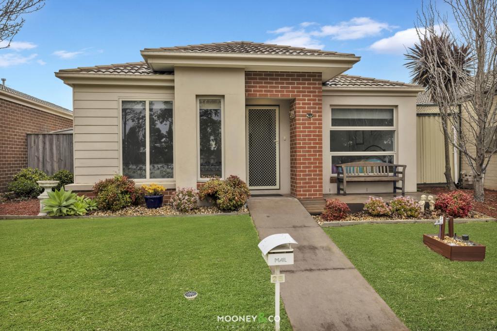 25 Brolin Tce, Cranbourne North, VIC 3977