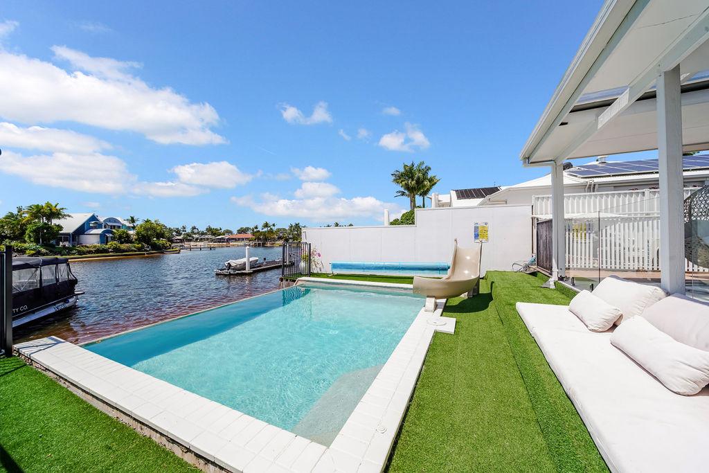 9 PORTLAND QY, MAROOCHYDORE, QLD 4558