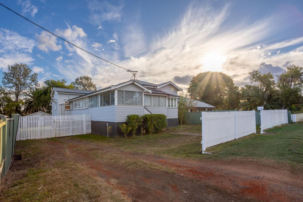 43 Albert St, Kingaroy, QLD 4610
