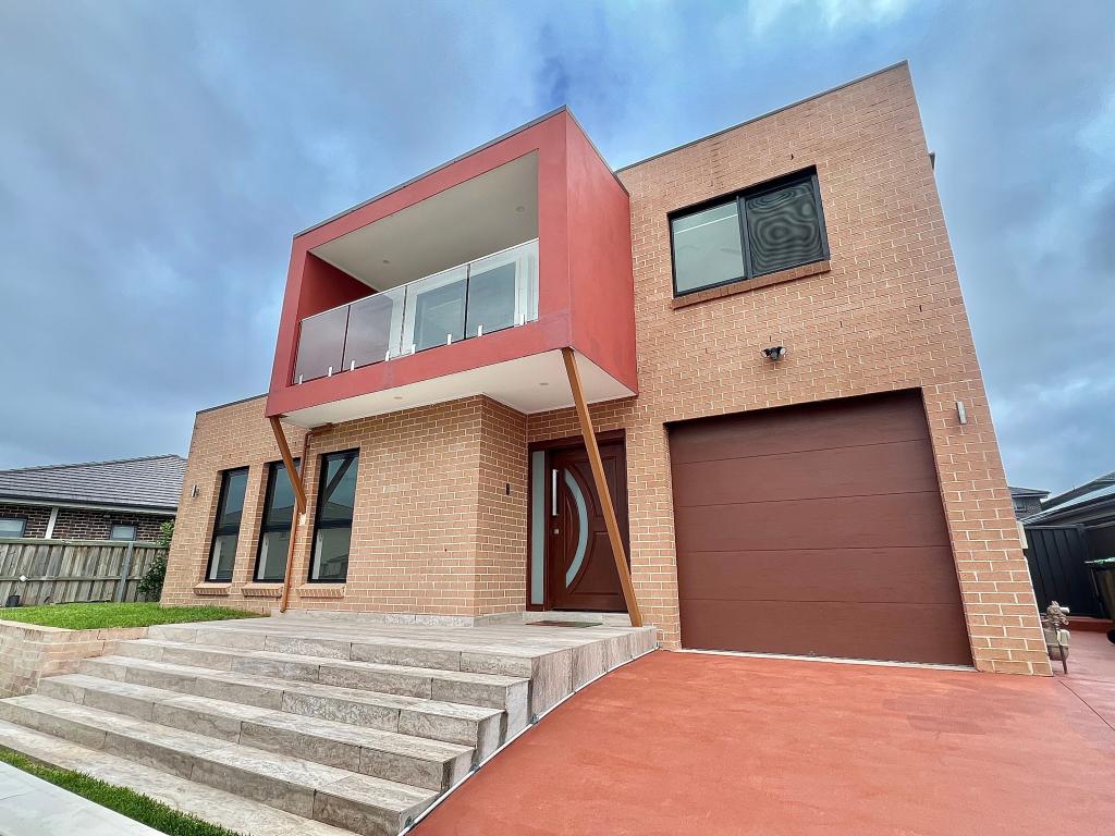 3a Eade St, Oran Park, NSW 2570