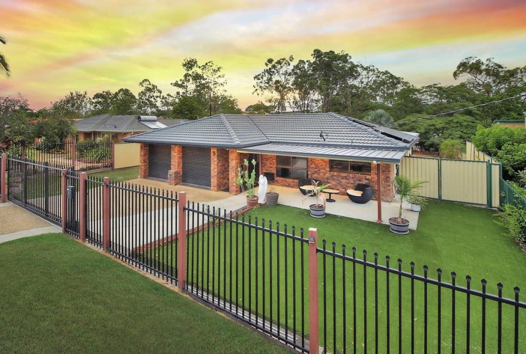 9 Matson Ave, Regents Park, QLD 4118