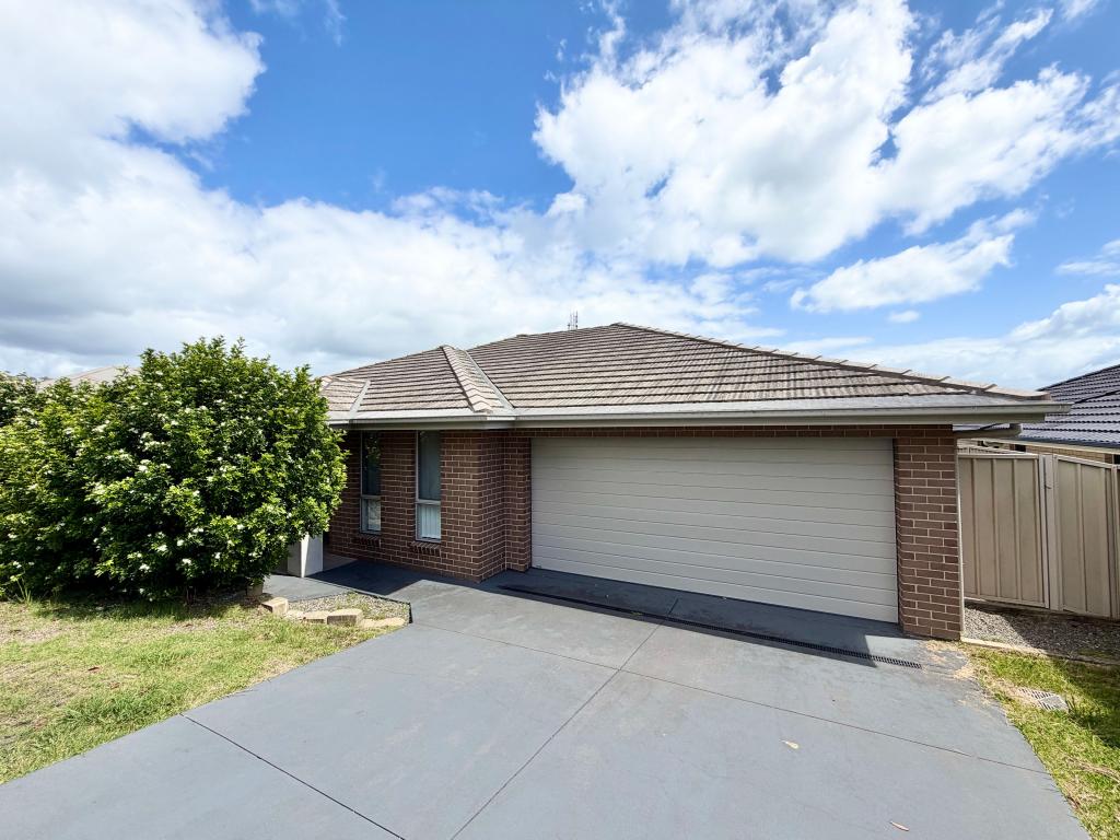 14 Fairwater Dr, Gwandalan, NSW 2259