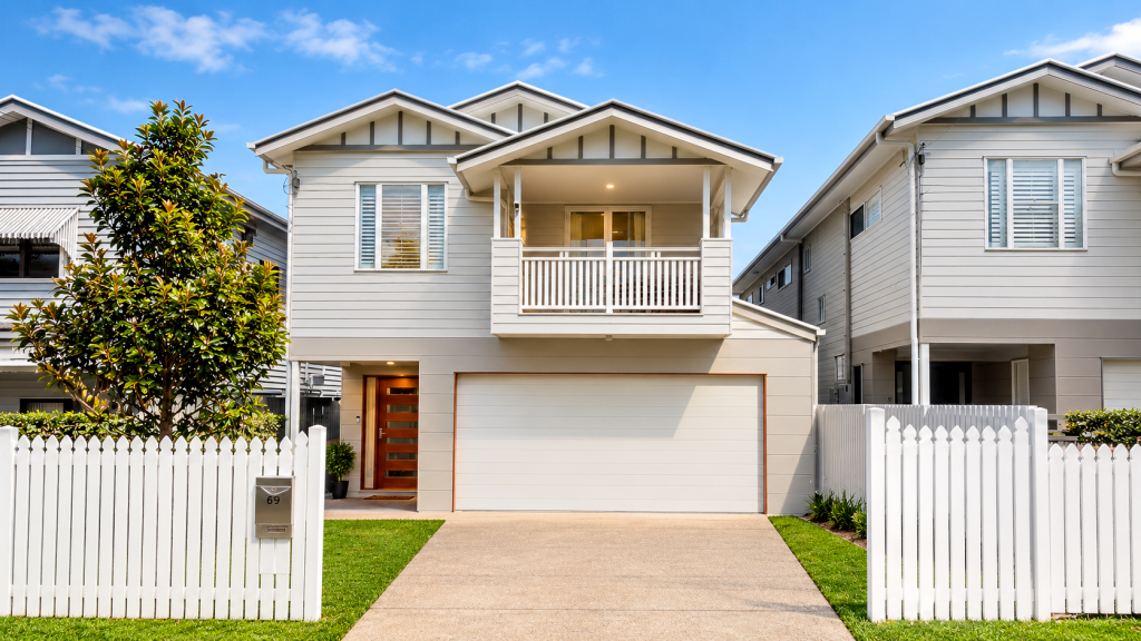 69 Nordenfeldt Rd, Cannon Hill, QLD 4170