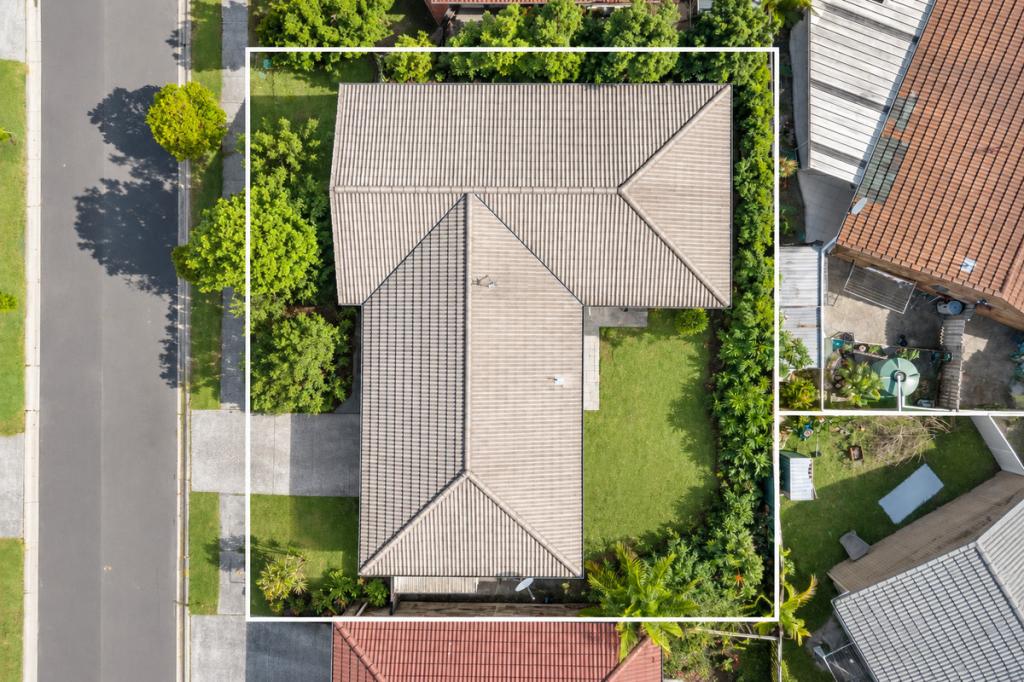 31 Galeen Dr, Burleigh Waters, QLD 4220