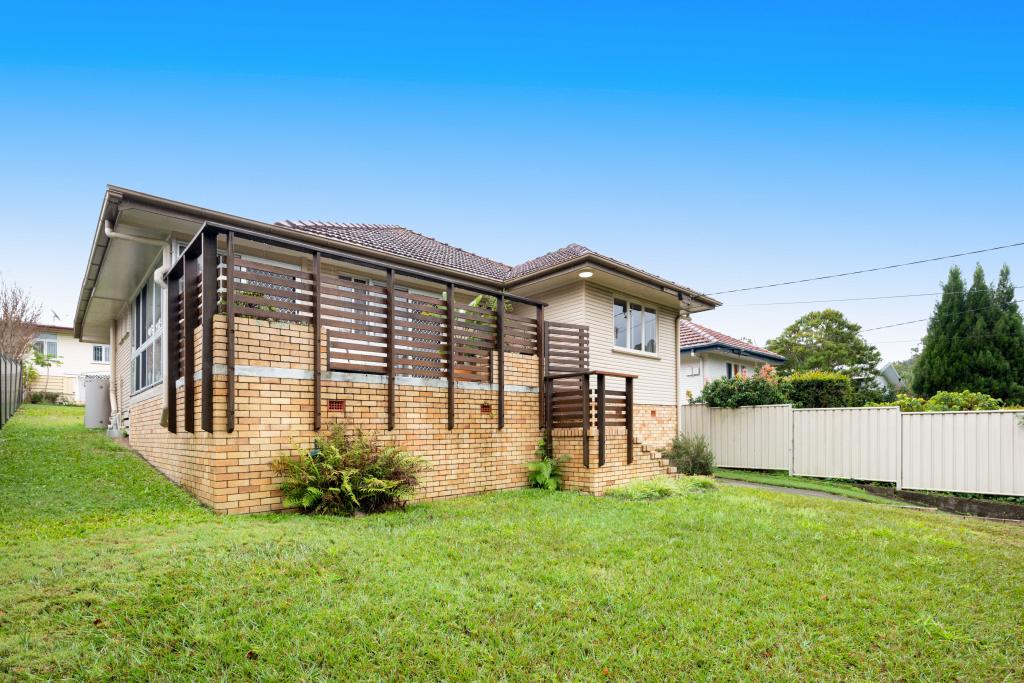 4 Quirk St, The Gap, QLD 4061