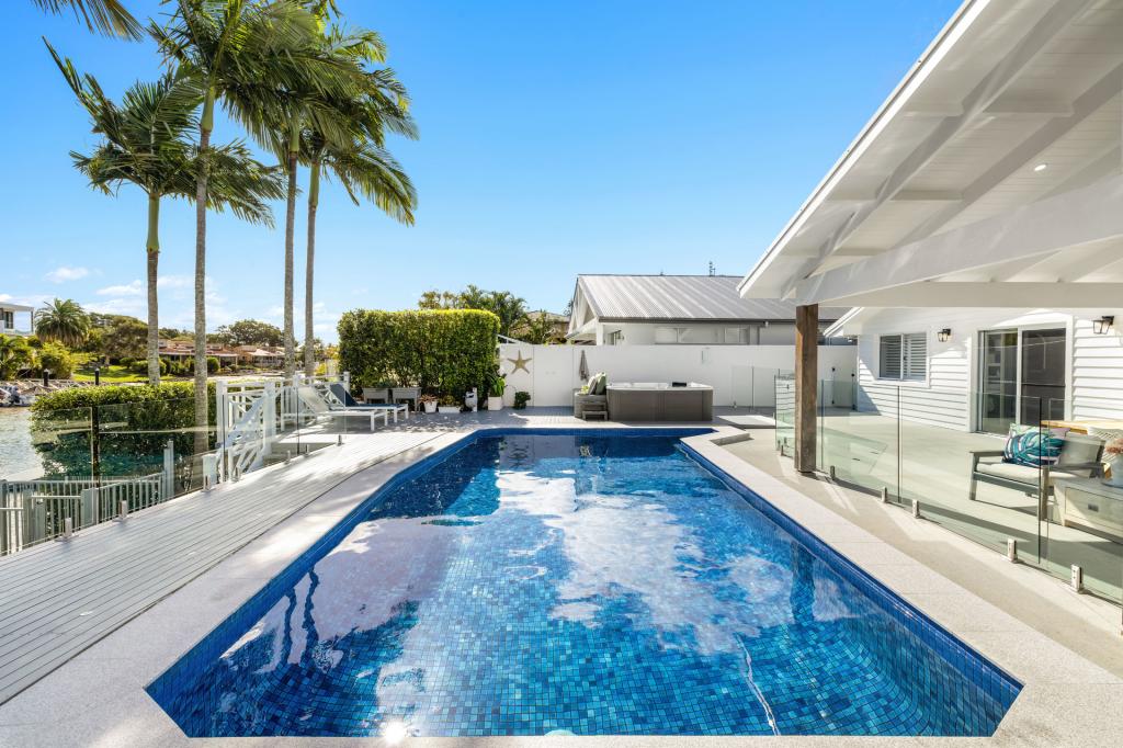 12 Gibraltar Dr, Surfers Paradise, QLD 4217