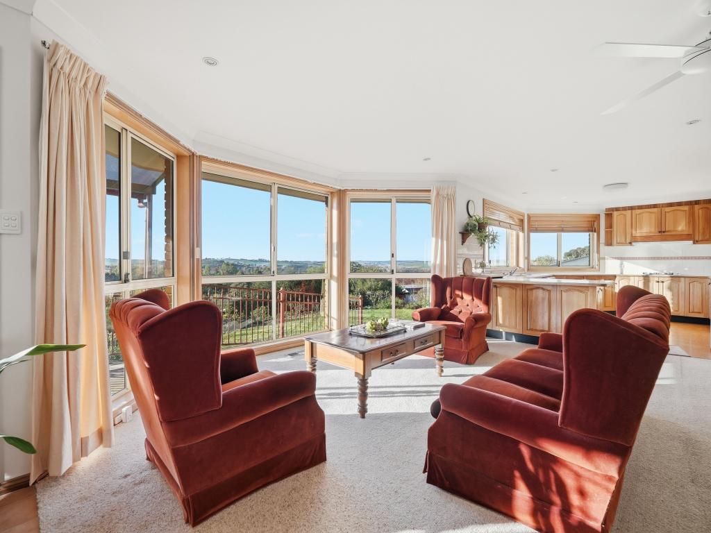 7 Haddon Pl, Blayney, NSW 2799